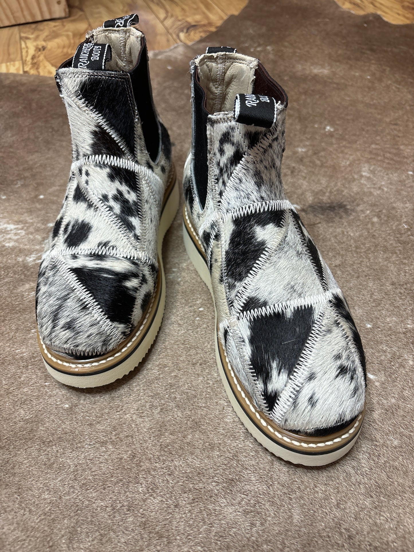 Woman’s cowhide Lechera Patchwork size 7.5 (1) (24.5cm)