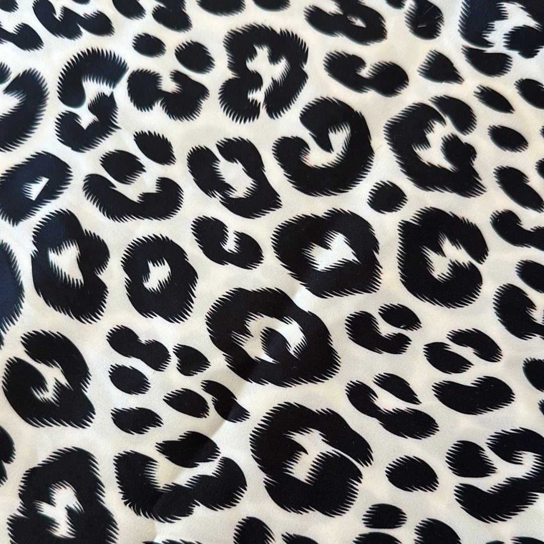 Satin Wild Rag 39" || Leopard (2)